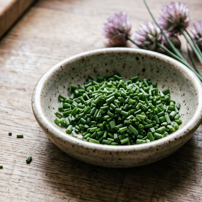 Chives Seeds – Heirloom Onion-Flavored Culinary & Ornamental Classic